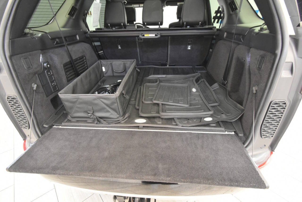 Used 2020 Land Rover Discovery Landmark AWD/4WD image 38