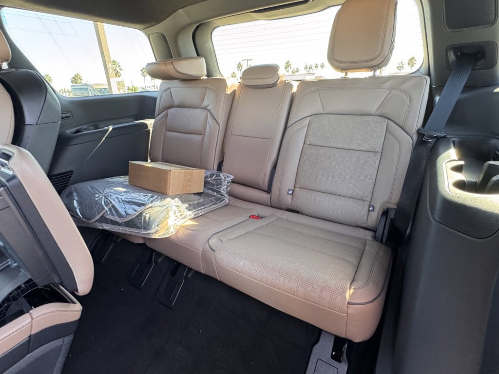 New 2025 Lincoln Navigator Black Label image 27