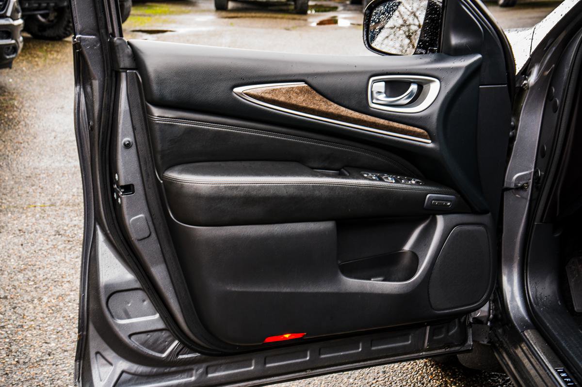 Used 2015 INFINITI QX60 AWD w/ Premium Plus Package image 22