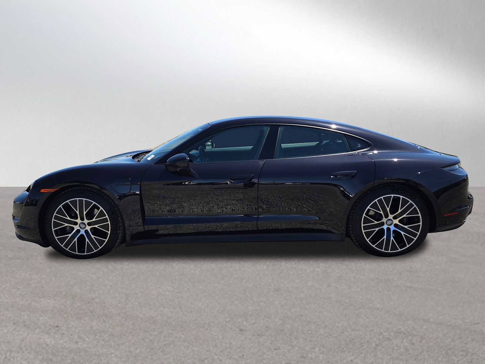 Used 2023 Porsche Taycan RWD image 6