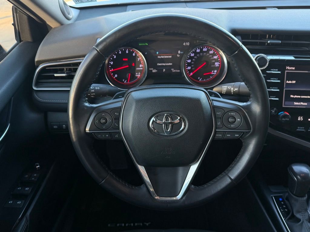 Used 2020 Toyota Camry XSE image 17