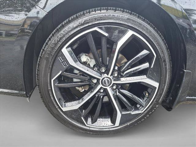 Certified 2023 Nissan Altima 2.5 SR w/ SR Premium Package FWD image 22
