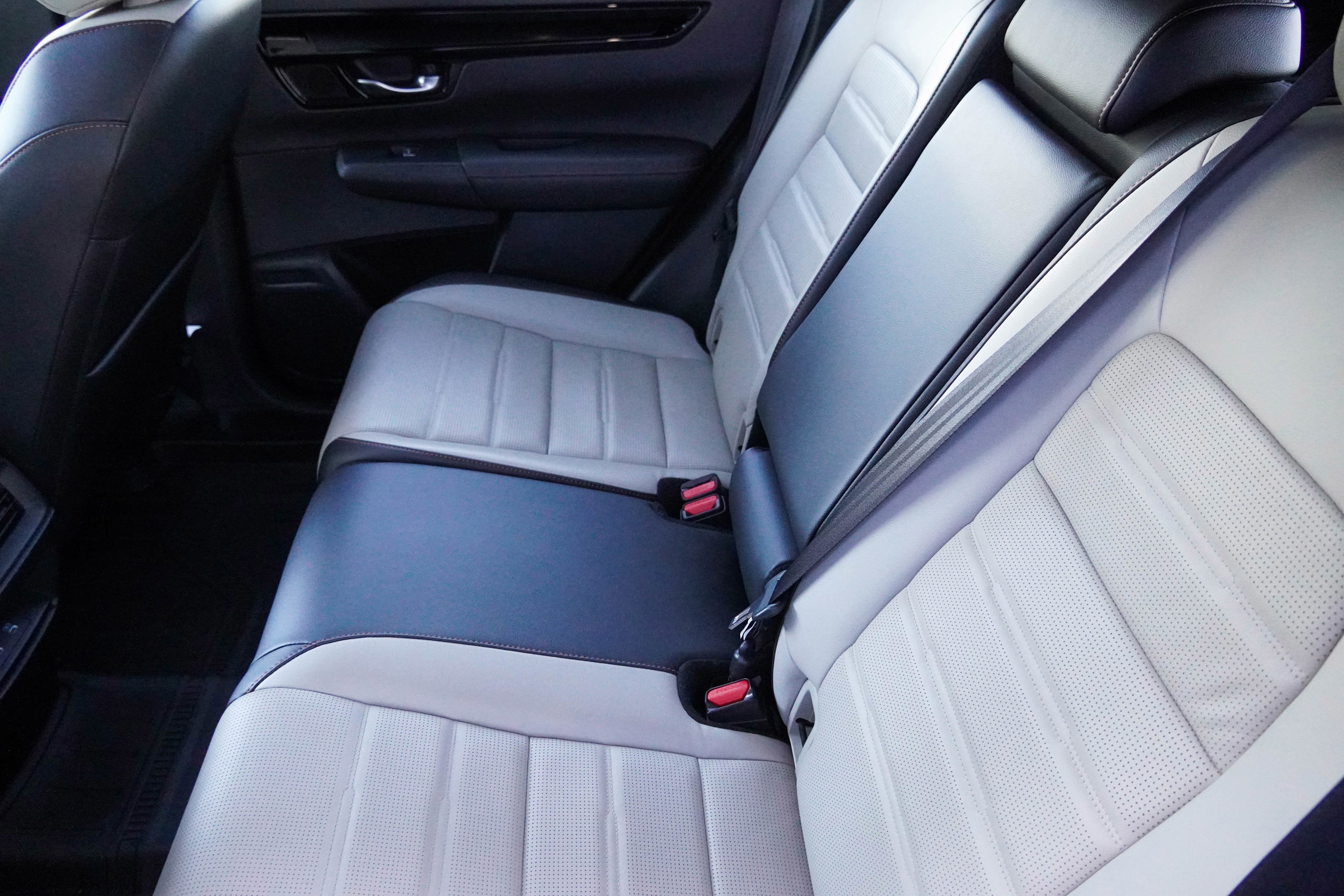 Used 2024 Honda CR-V Sport Touring image 37