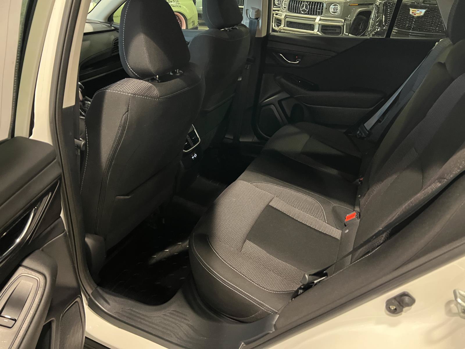 Used 2024 Subaru Outback Premium AWD/4WD image 27