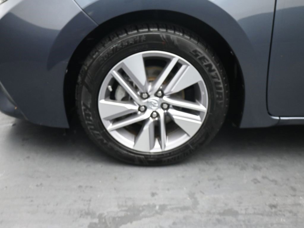 Used 2014 Toyota Corolla LE image 12