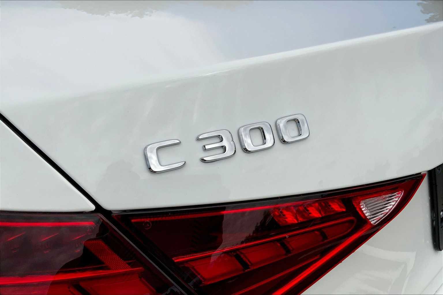 Certified 2025 Mercedes-Benz C 300 4MATIC Sedan image 19