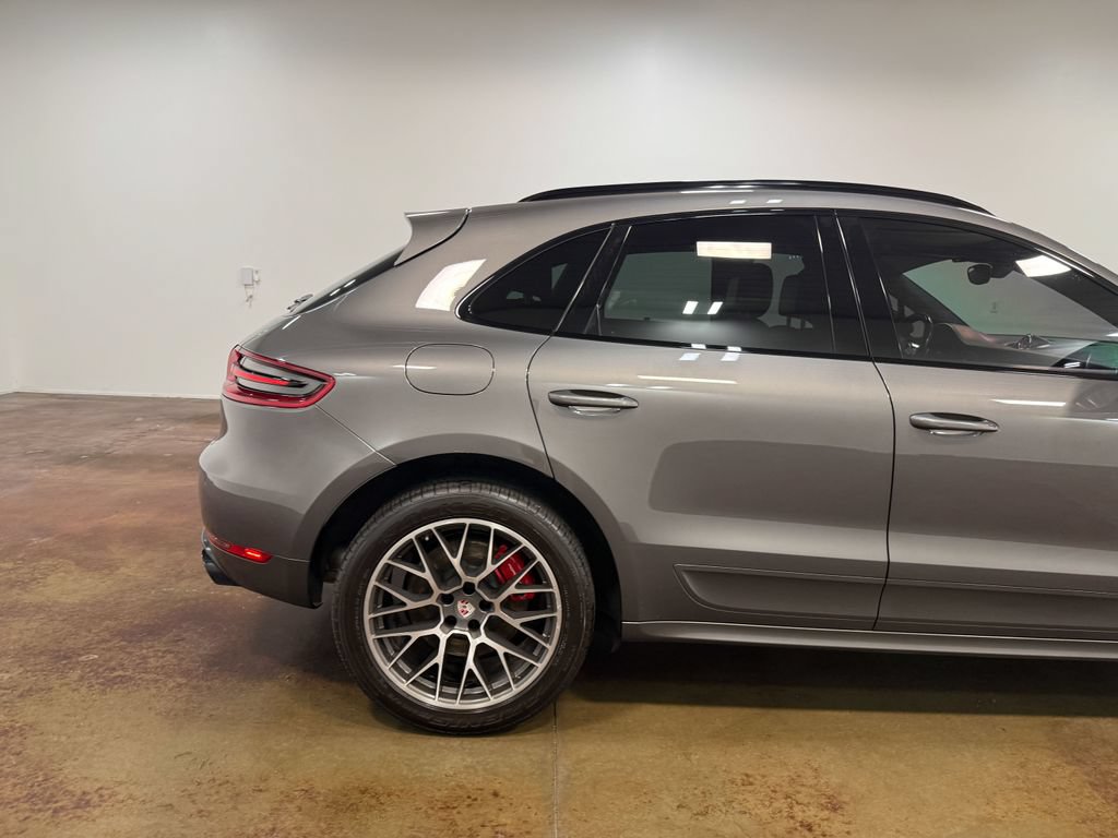 Used 2015 Porsche Macan Turbo AWD/4WD image 33