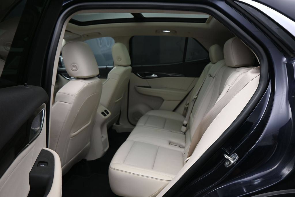 Used 2021 Buick Envision Essence AWD/4WD image 23