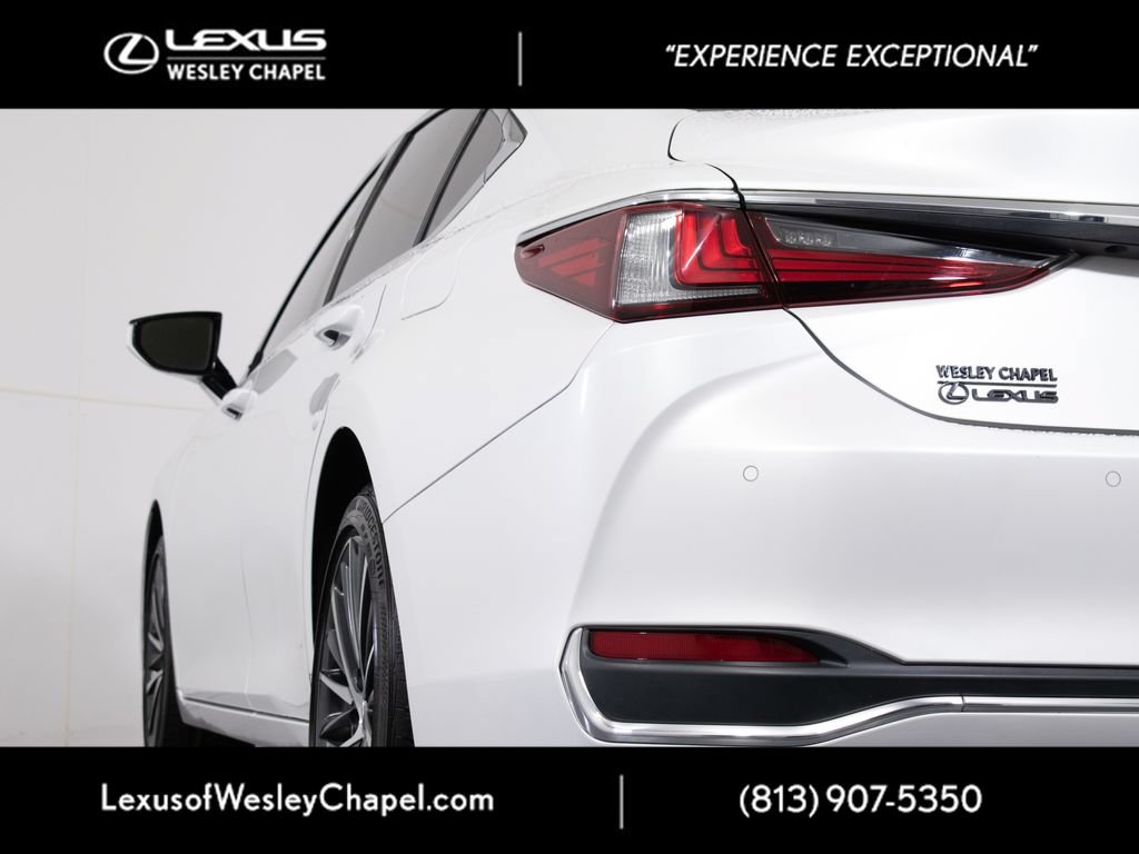 Used 2023 Lexus ES 250 w/ Premium Package AWD/4WD image 6