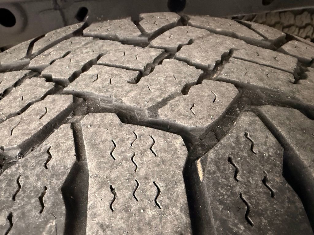 Used 2015 Ford F150 XLT w/ Equipment Group 302A Luxury image 13