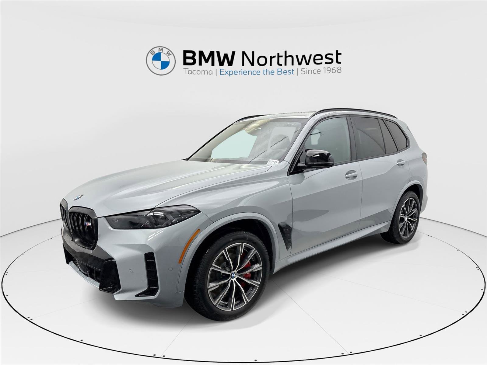 New 2026 BMW X5 M60i image 1