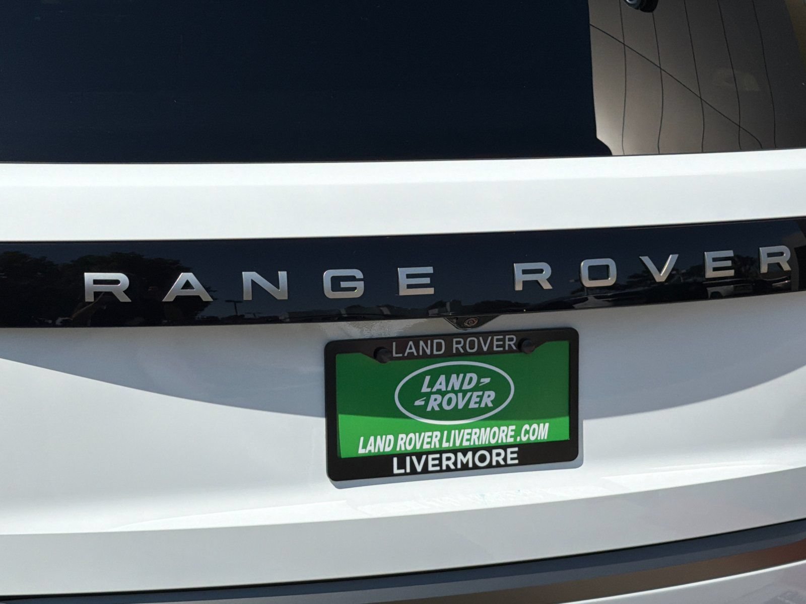 New 2026 Land Rover Range Rover Long Wheelbase SE AWD/4WD image 25