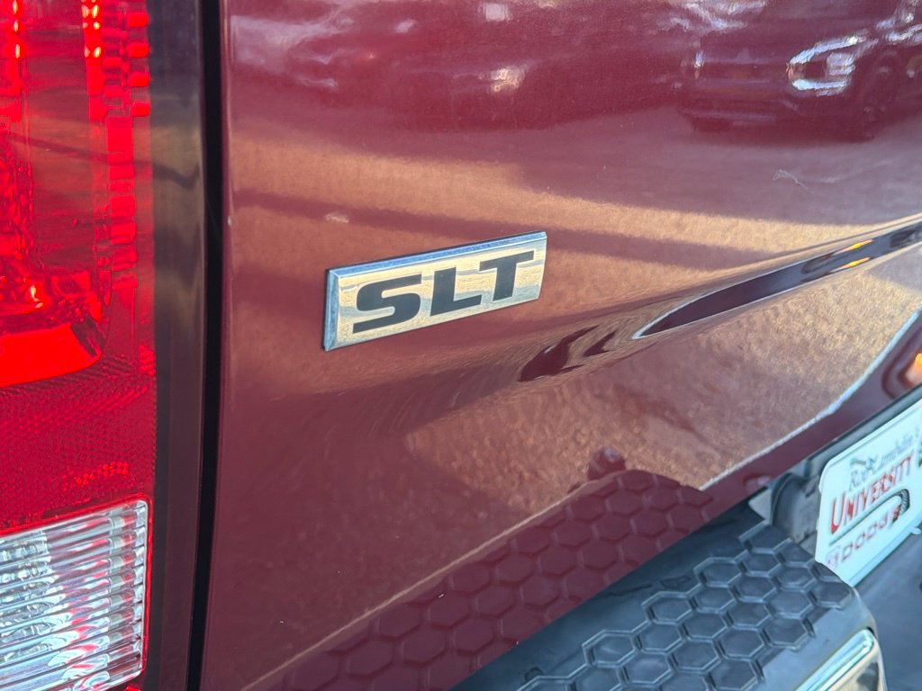Used 2019 RAM 1500 Classic SLT AWD/4WD image 18