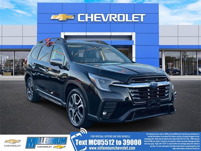 Used 2023 Subaru Ascent Limited w/ Technology Package image 1