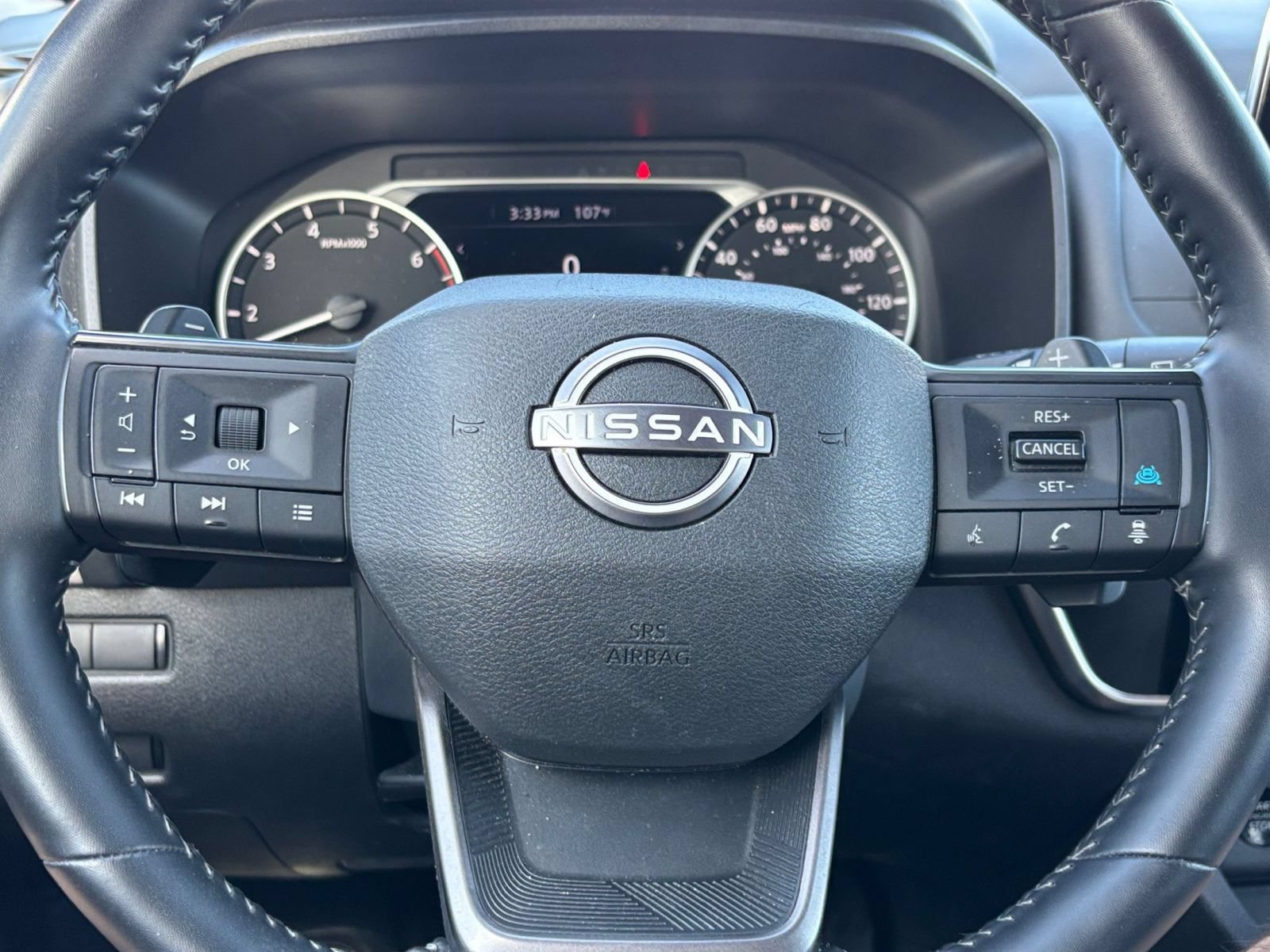 Used 2025 Nissan Rogue SV FWD image 29