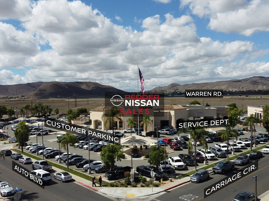 Used 2023 Nissan Armada SL w/ Captain's Chairs Package image 39