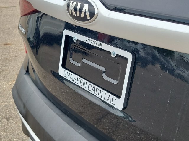 Used 2021 Kia Seltos S FWD image 30