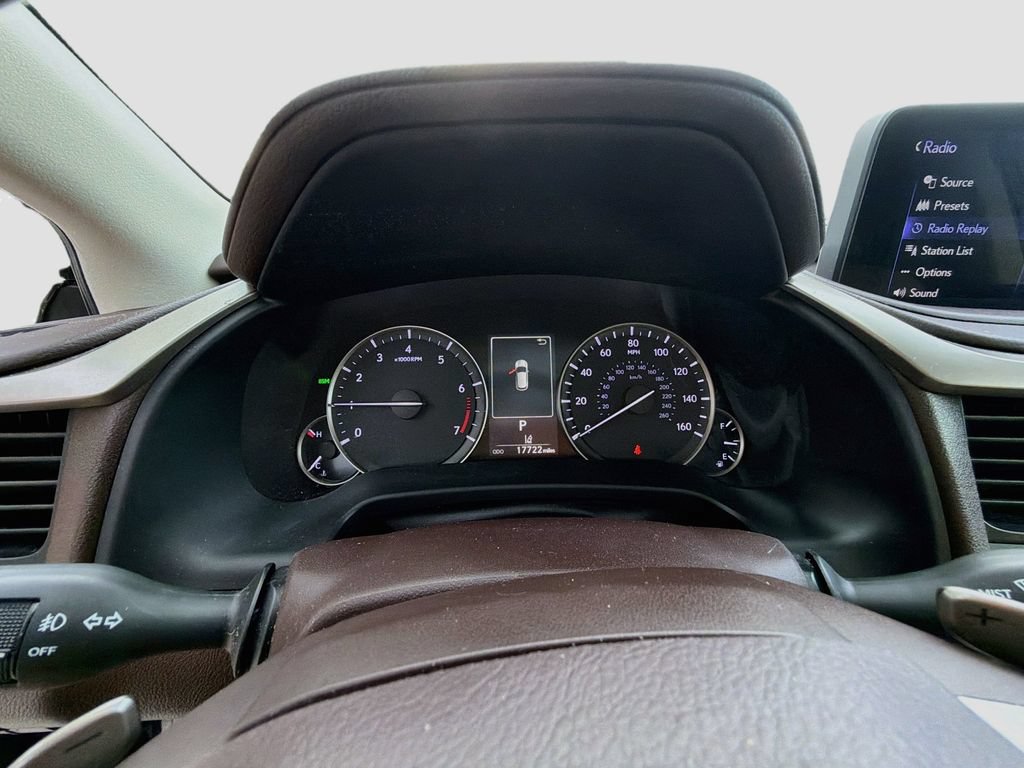 Used 2020 Lexus RX 350 FWD w/ Luxury Package image 38