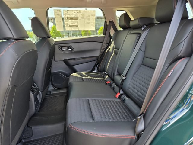 New 2026 Nissan Rogue SV AWD/4WD image 11