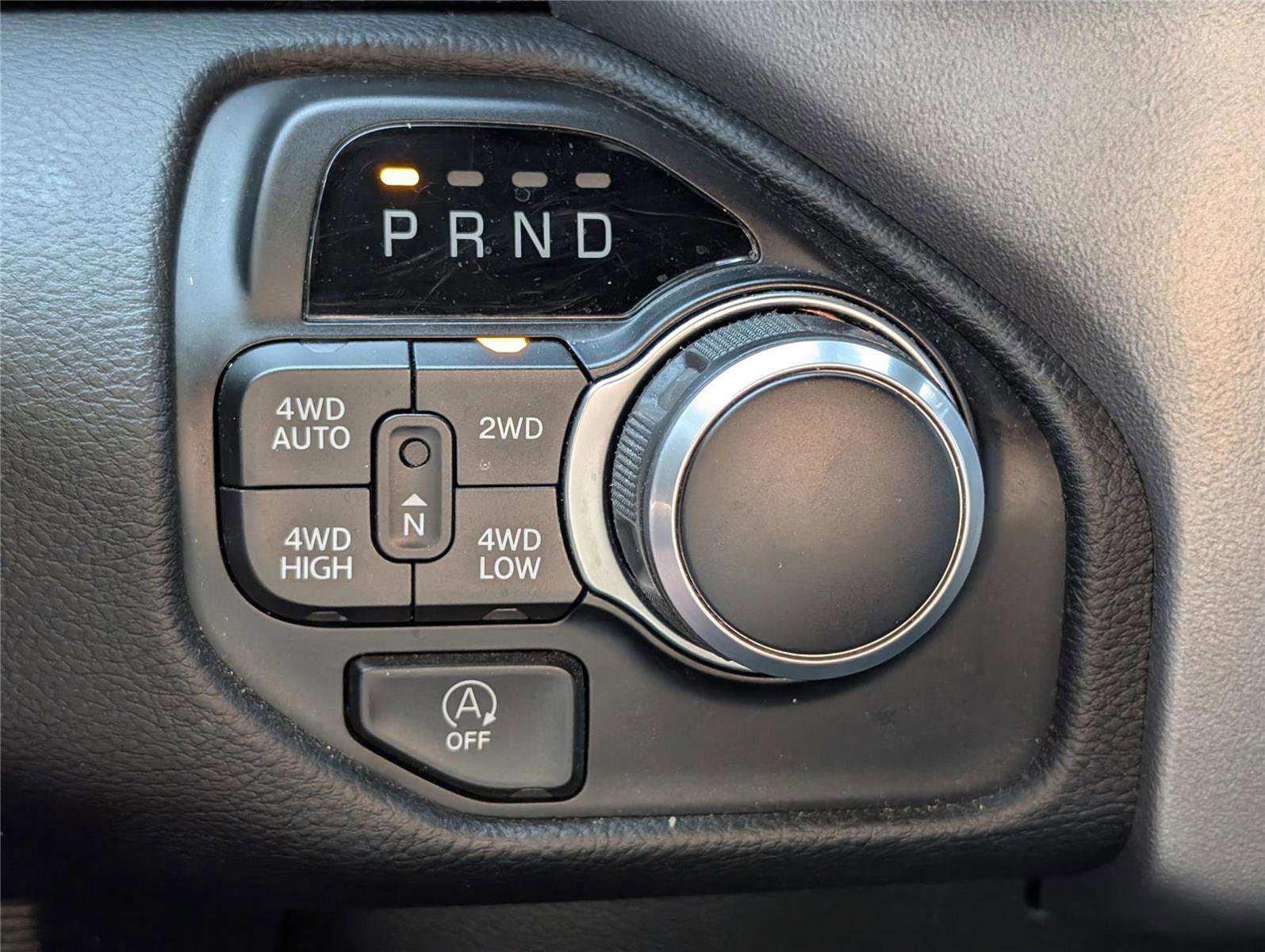 Used 2023 RAM 1500 Big Horn AWD/4WD image 25