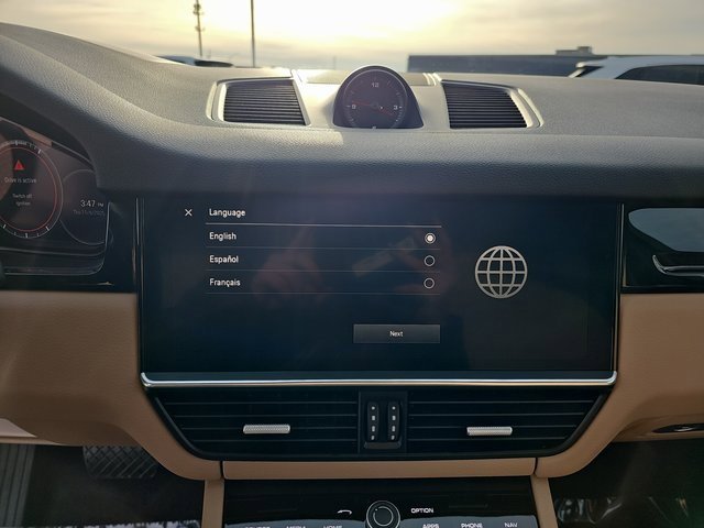 Used 2023 Porsche Cayenne image 21