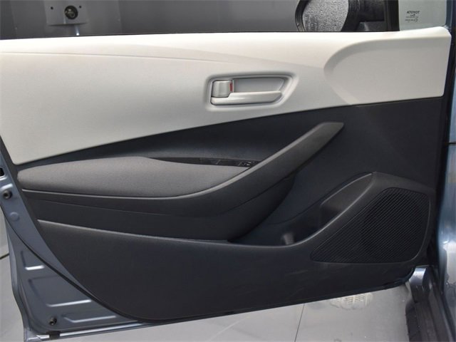Used 2025 Toyota Corolla LE image 16