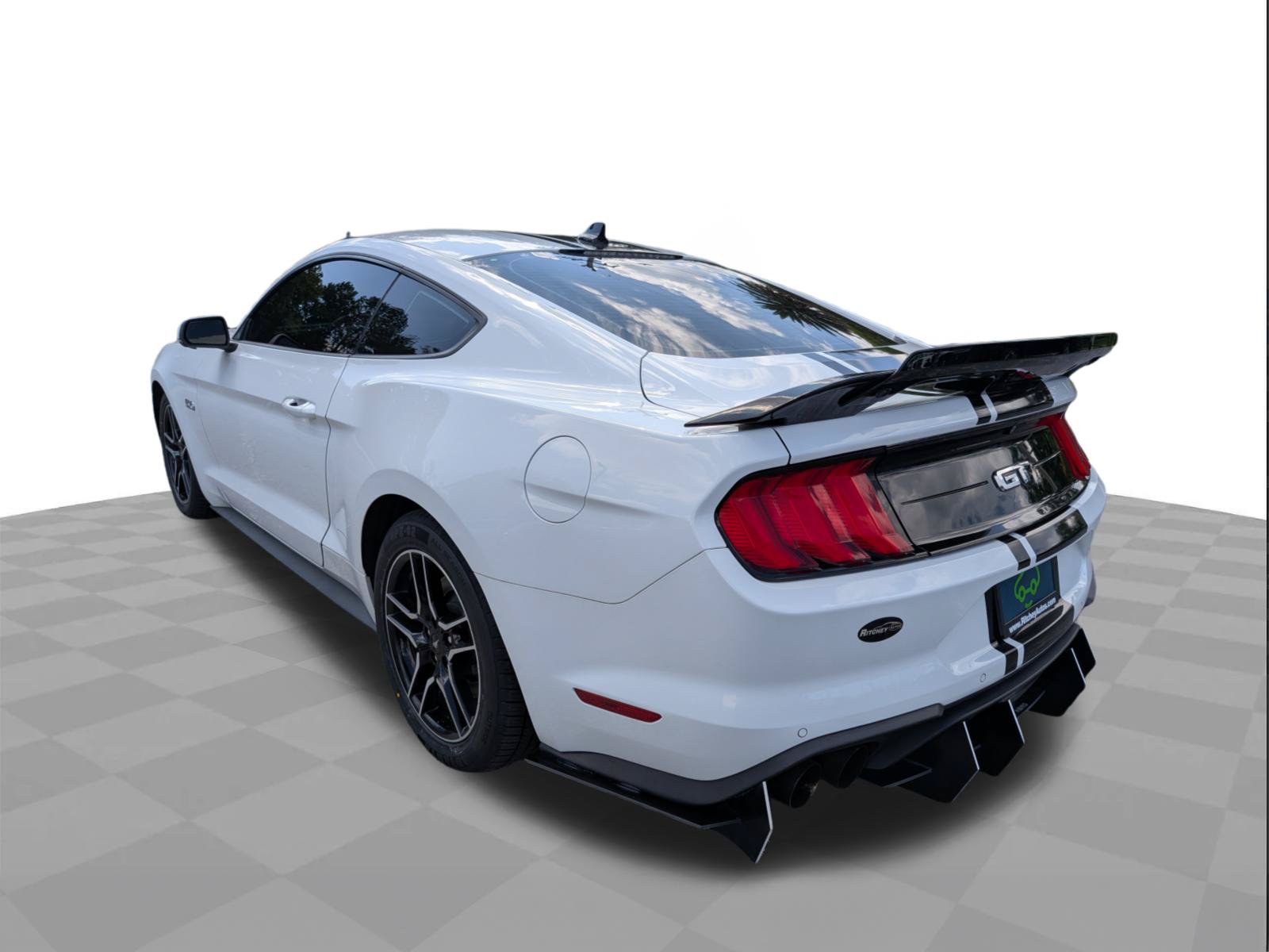 Used 2022 Ford Mustang GT Premium w/ Equipment Group 401A RWD image 6