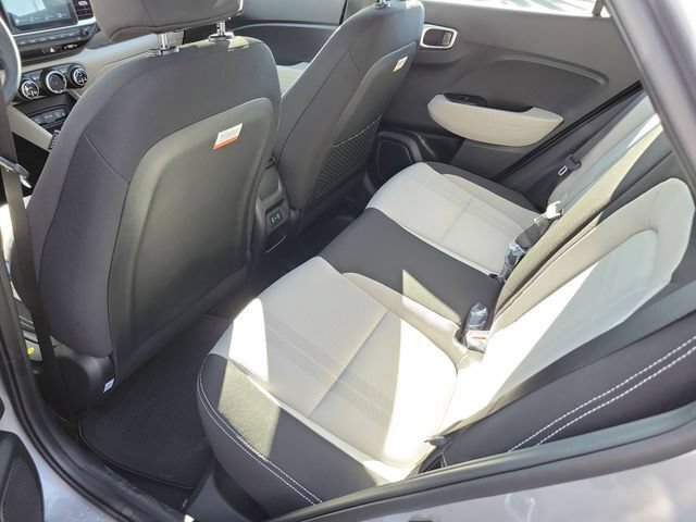 New 2026 Hyundai Venue SEL FWD image 21