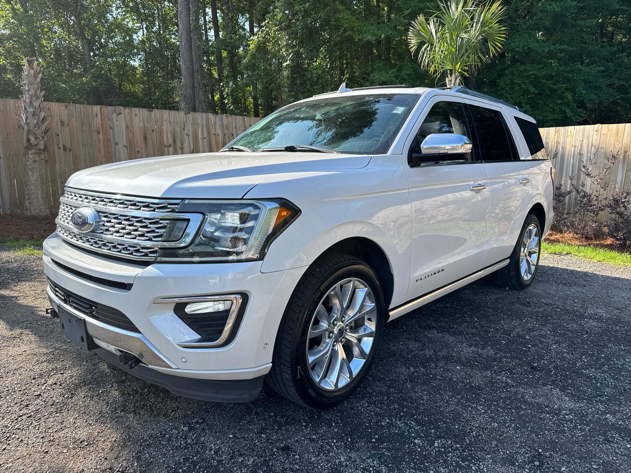 Used 2018 Ford Expedition Platinum AWD/4WD image 25