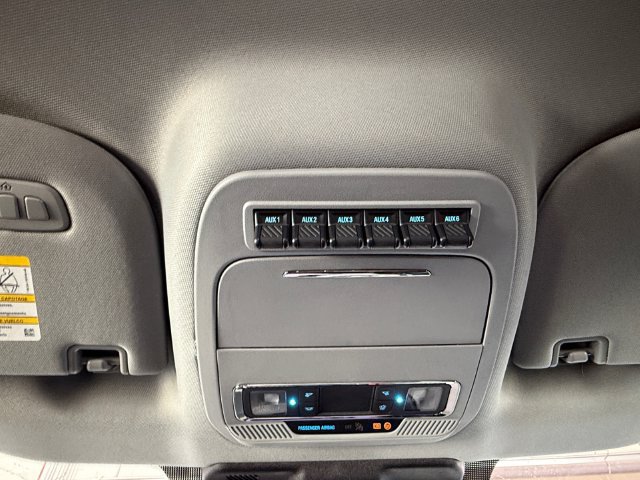 Used 2026 Ford F350 Lariat w/ FX4 Off-Road Package AWD/4WD image 7