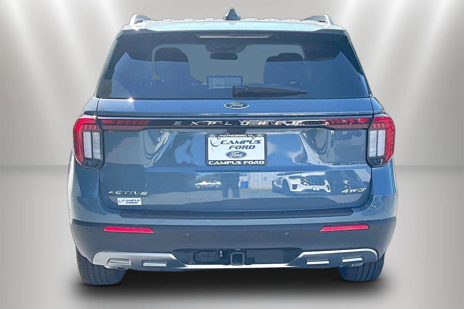 New 2026 Ford Explorer Active AWD/4WD image 4