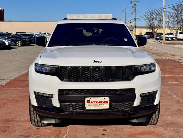 New 2025 Jeep Grand Cherokee L Limited w/ Luxury Tech Group II image 2