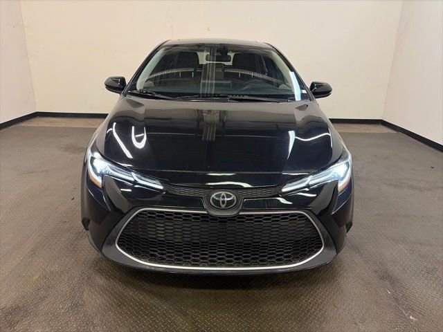 Used 2020 Toyota Corolla XLE FWD image 3