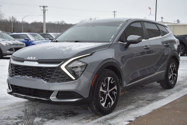 Used 2023 Kia Sportage EX image 12