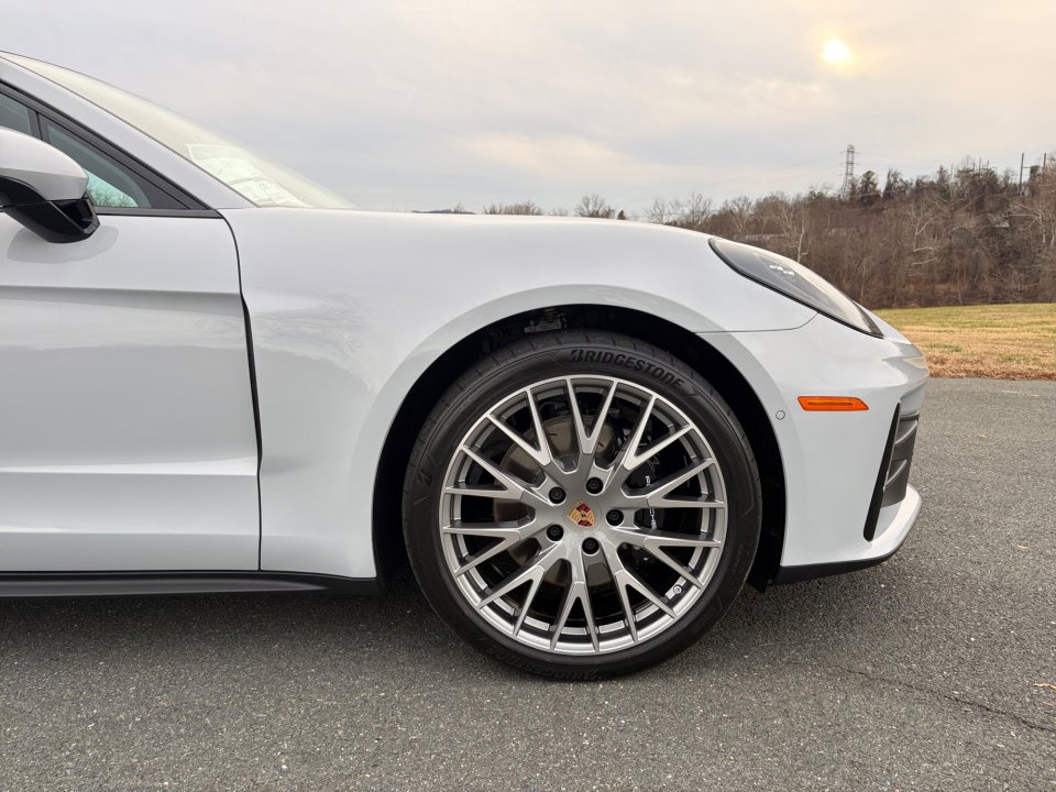 New 2026 Porsche Panamera 4 image 11