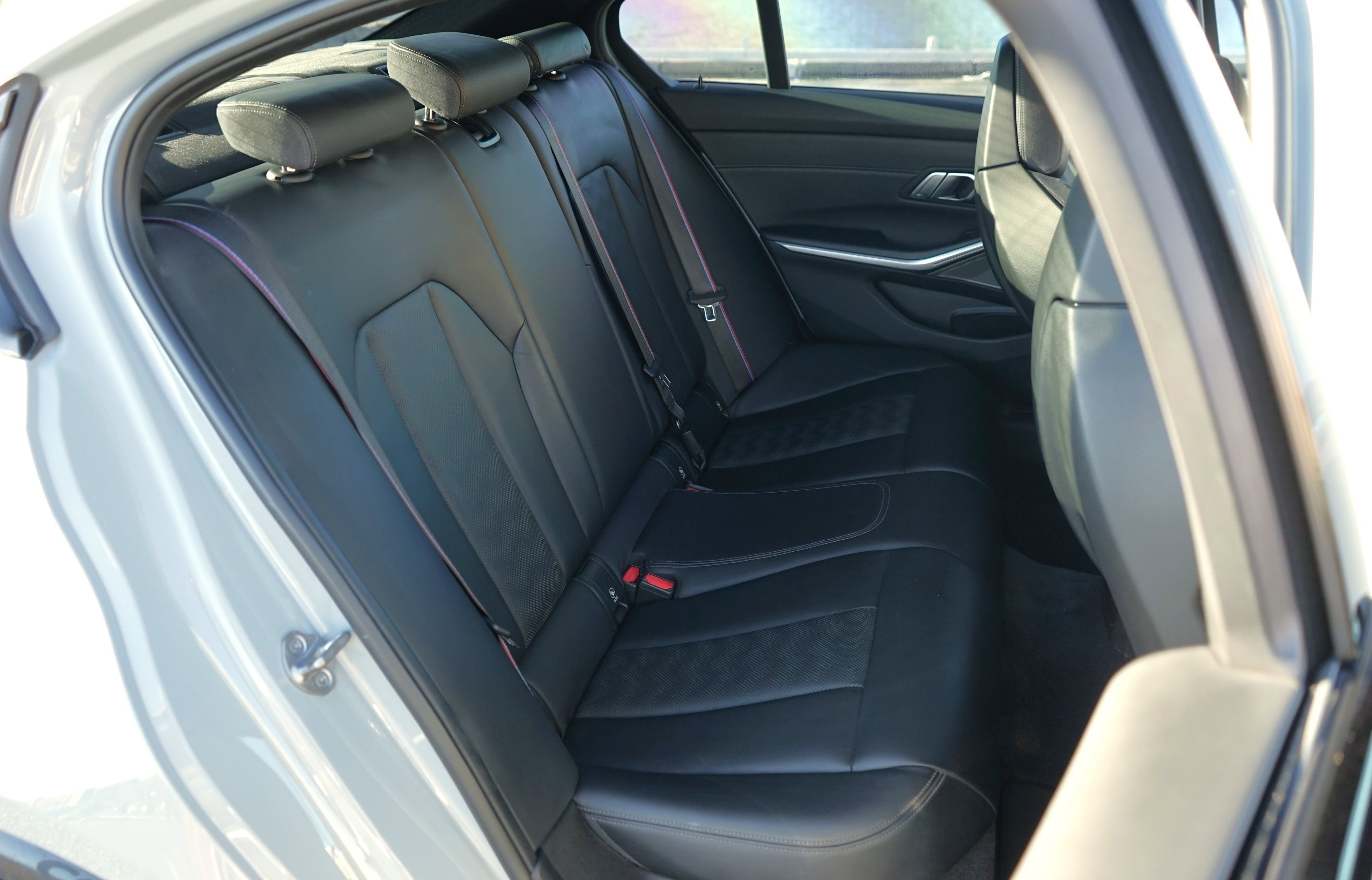 Used 2022 BMW M3 Competition w/ Premium Package image 39