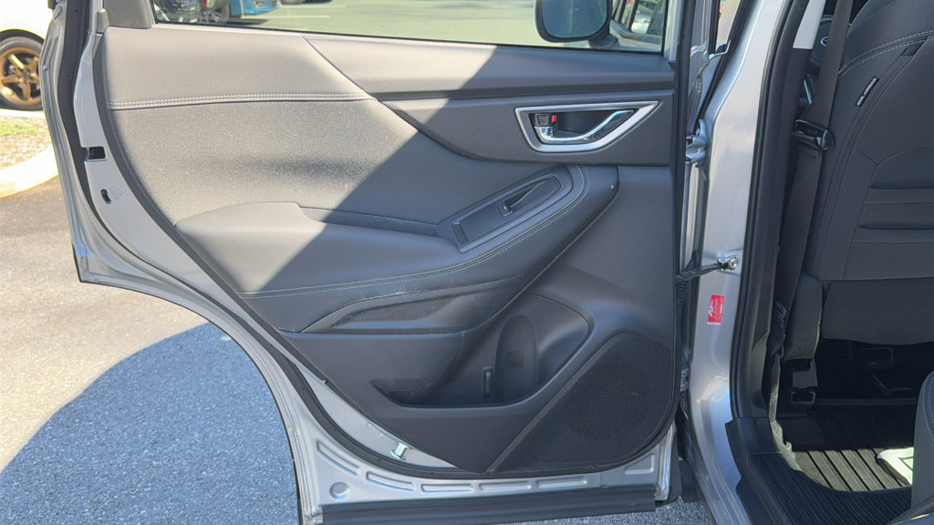 Certified 2023 Subaru Forester Premium AWD/4WD image 22