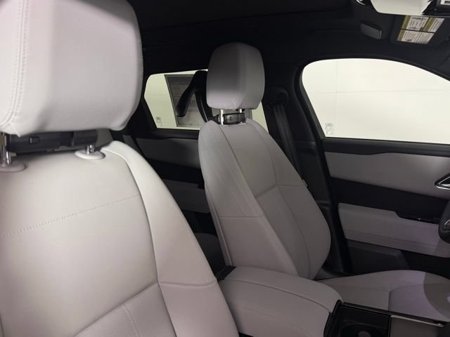 Certified 2026 Land Rover Range Rover Velar Dynamic SE AWD/4WD image 37
