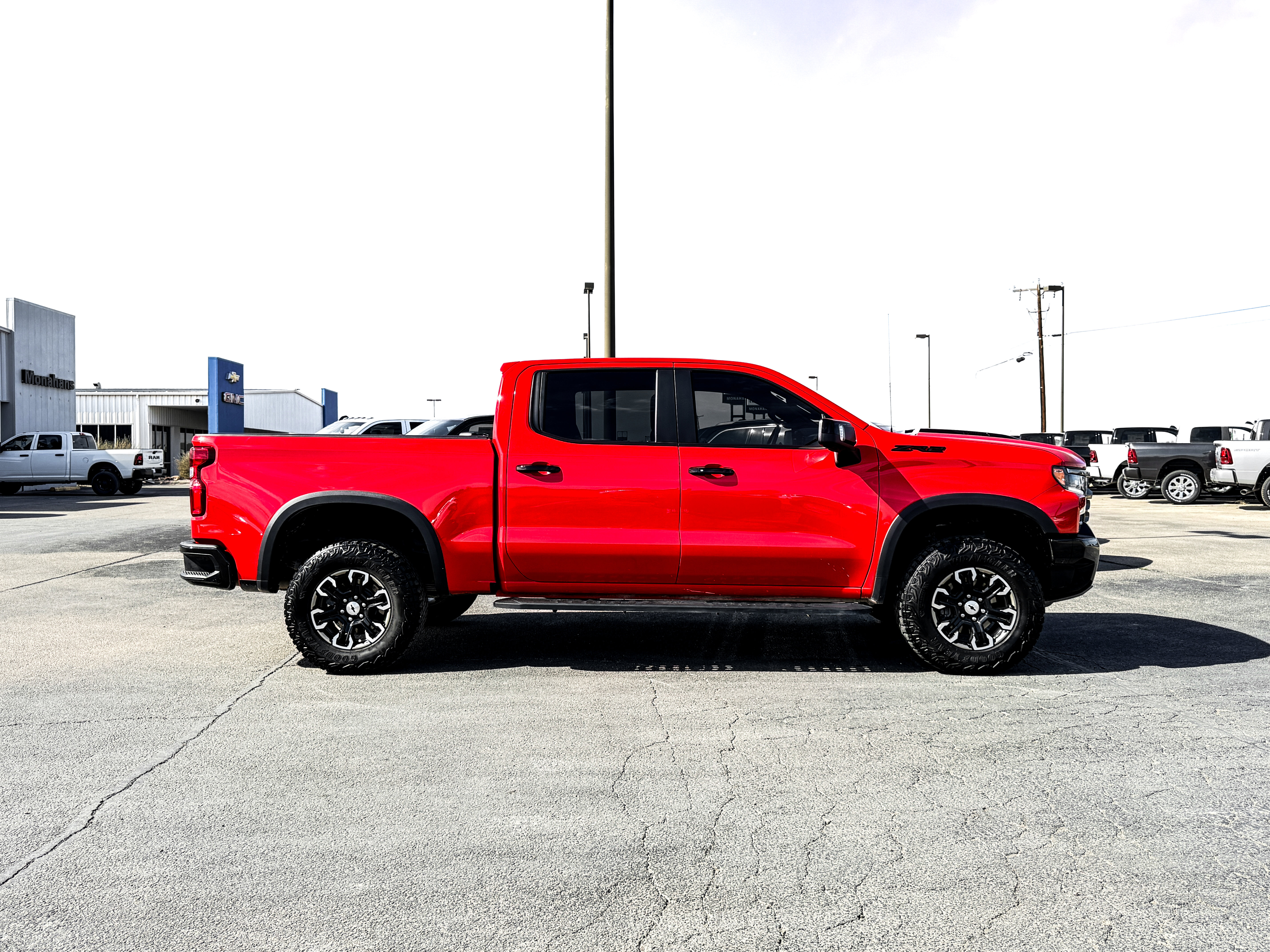 Certified 2024 Chevrolet Silverado 1500 ZR2 w/ Technology Package image 4