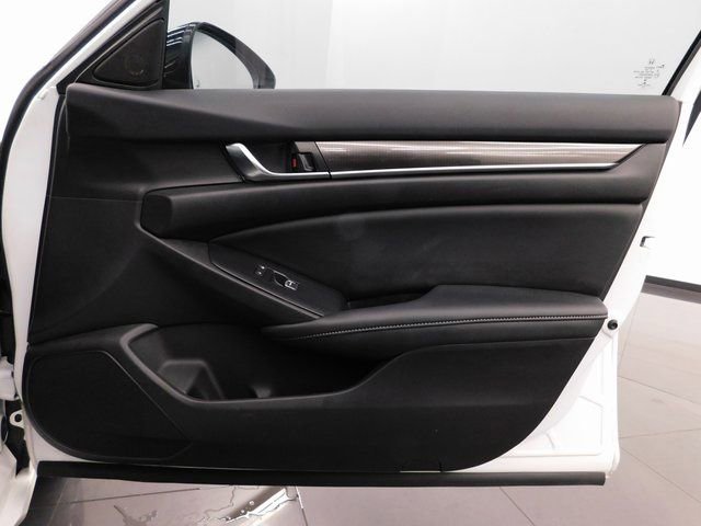 Used 2022 Honda Accord Sport image 32