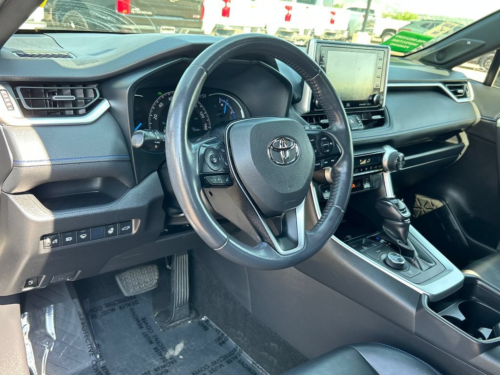 Used 2020 Toyota RAV4 XSE AWD/4WD image 7