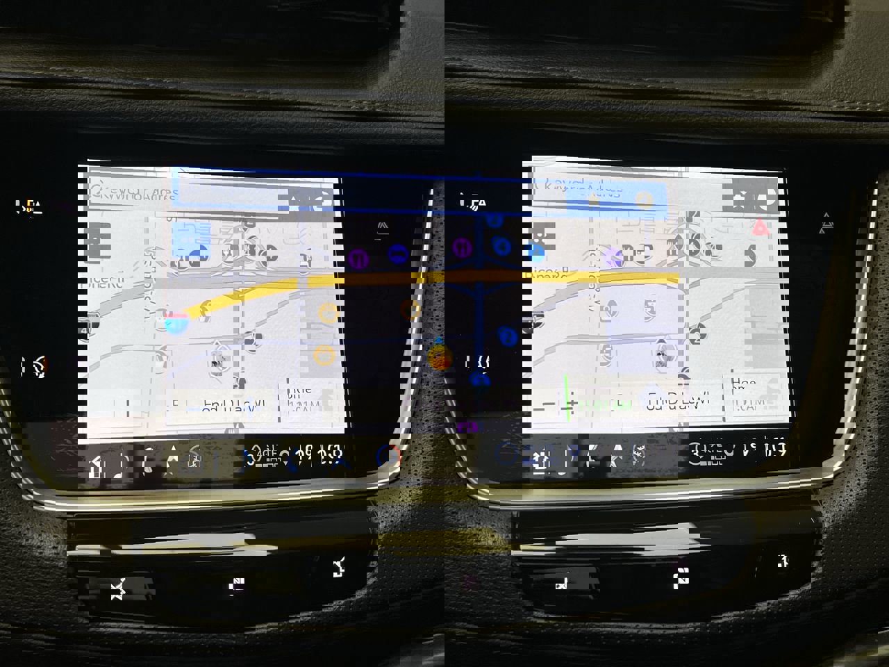 Used 2021 Cadillac XT5 Premium Luxury w/ LPO, Floor Liner Package image 5