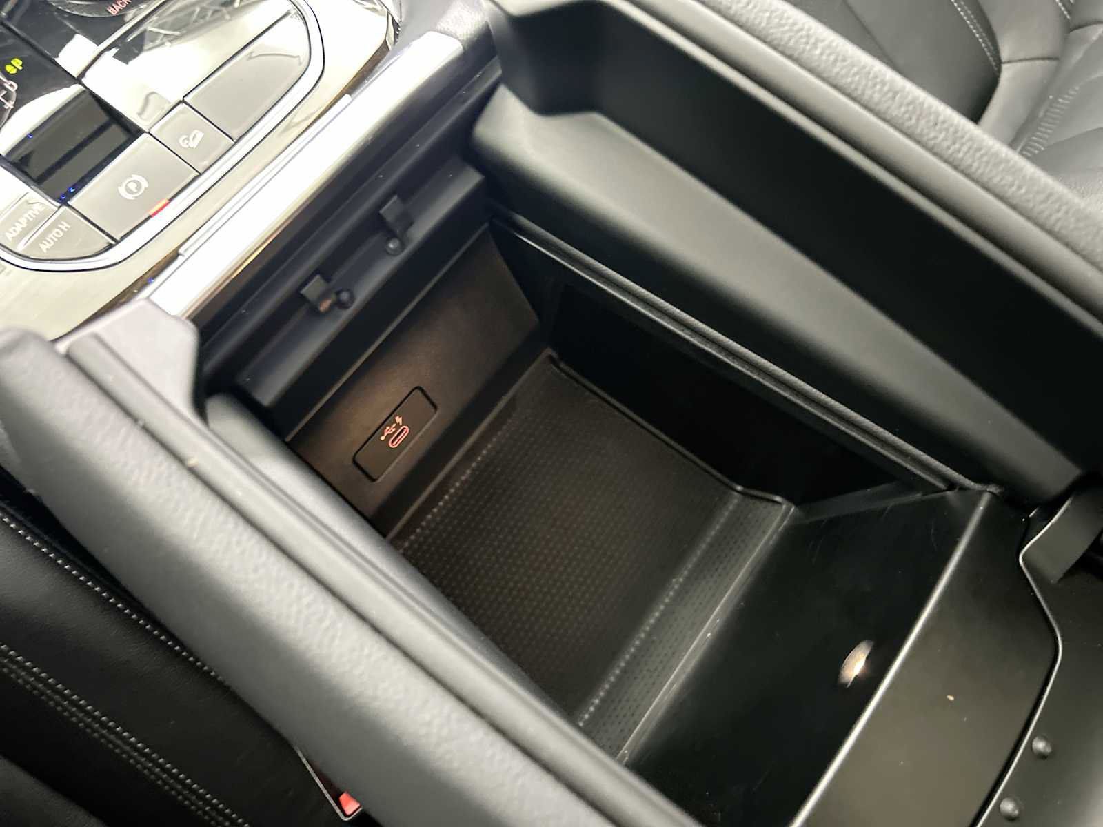 Used 2019 BMW X5 xDrive40i w/ Premium Package 2 image 23