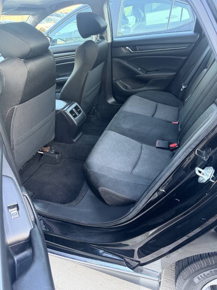 Used 2019 Honda Accord EX image 14
