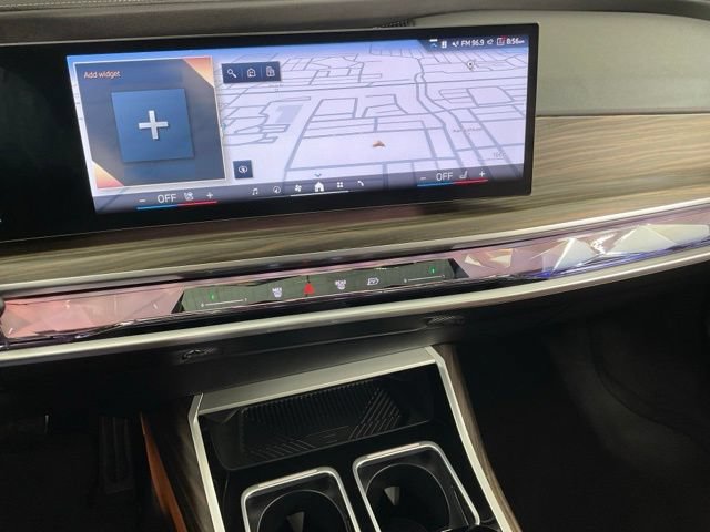 Certified 2023 BMW 760i xDrive AWD/4WD image 21
