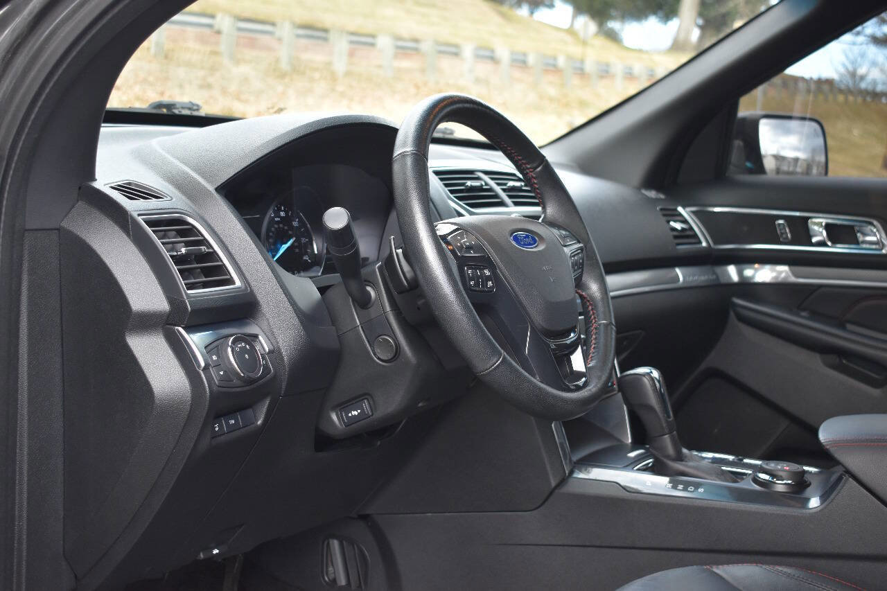 Used 2017 Ford Explorer Sport w/ Equipment Group 401A image 19