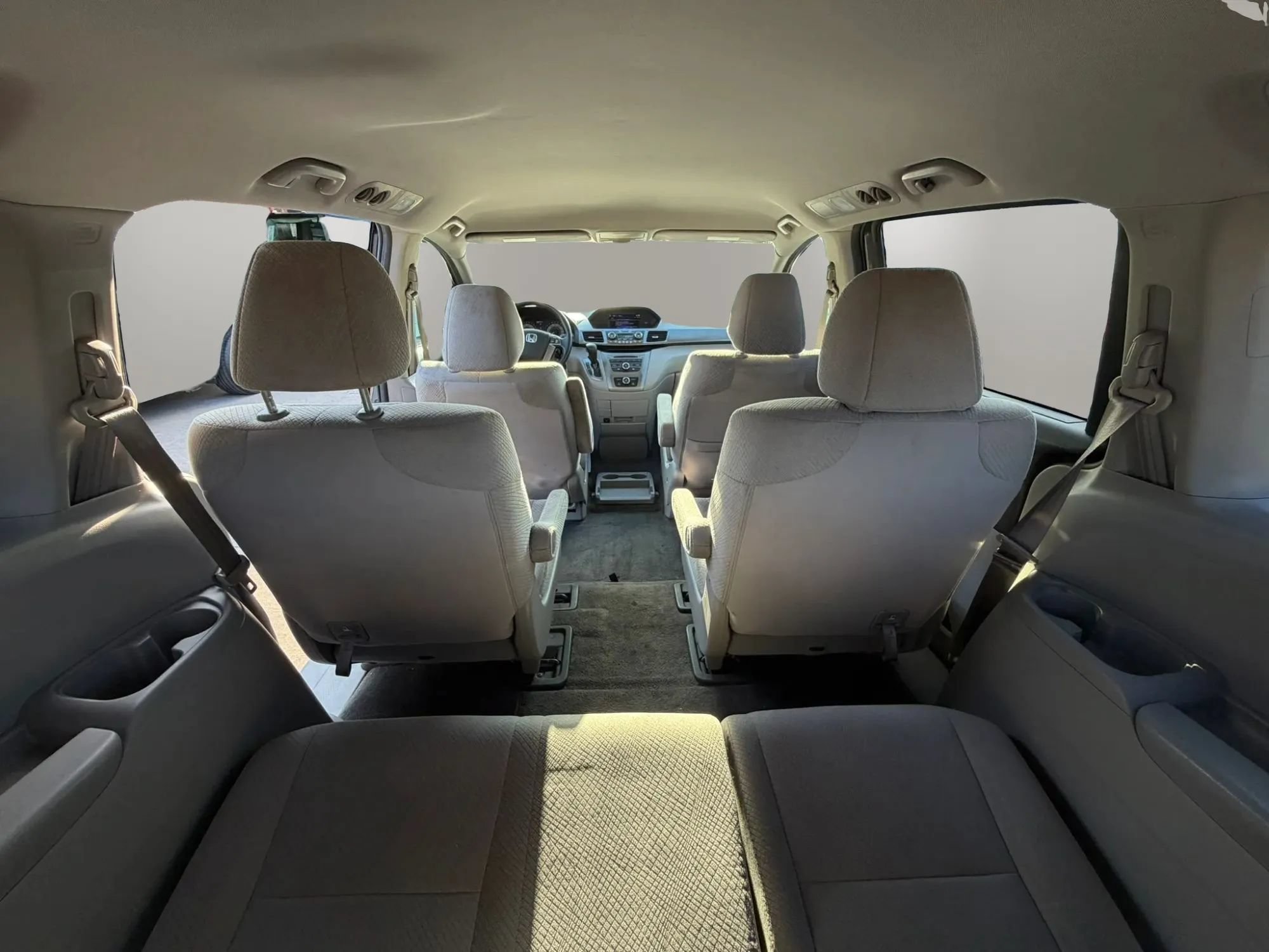 Used 2014 Honda Odyssey LX image 14