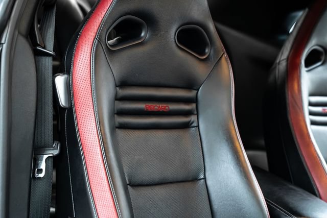 Used 2014 Nissan GT-R Black Edition AWD/4WD image 26