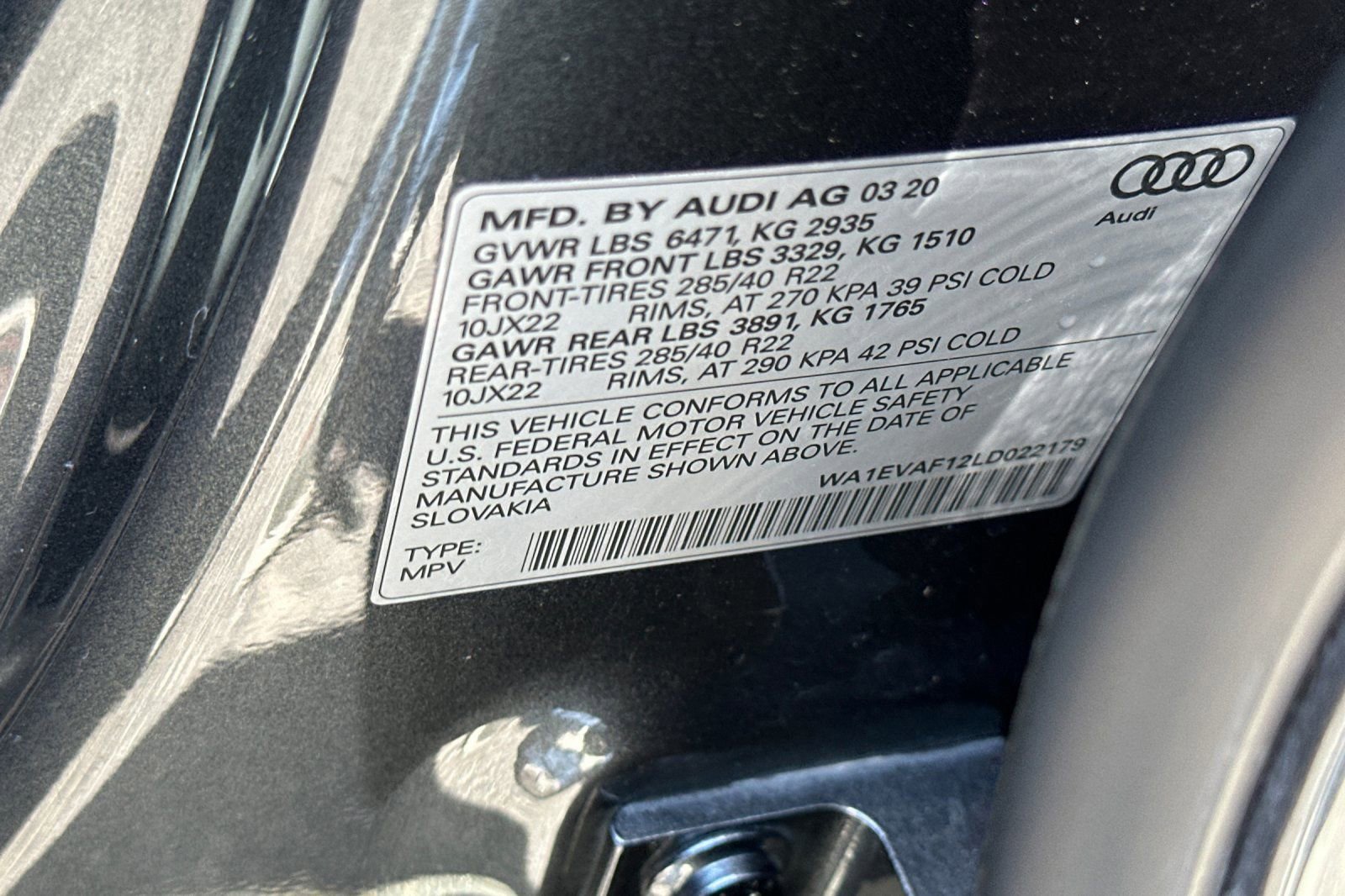 Used 2020 Audi Q8 Premium Plus AWD/4WD image 31