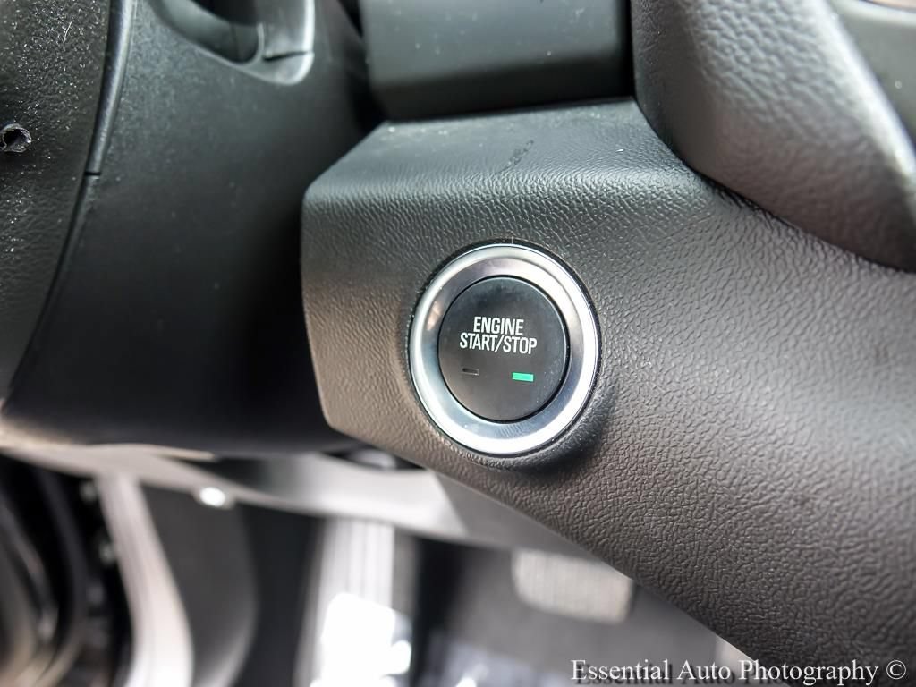 Used 2024 GMC Terrain Denali w/ Denali Premium Package AWD/4WD image 17